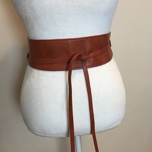 ModCloth samba belt in cognac
